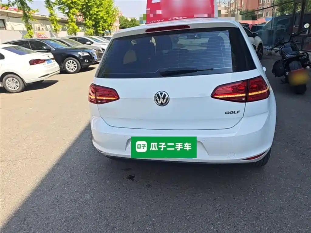 Volkswagen Golf 2016 1.6L Automatic Fashion фото 4