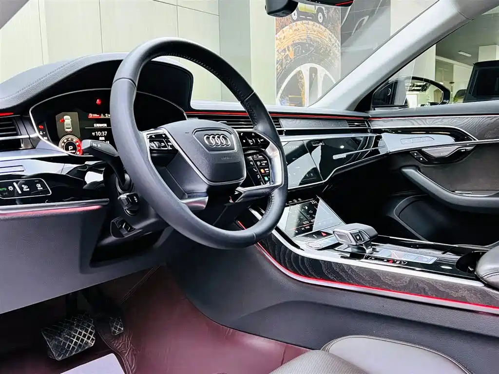 Audi A8 2021 A8L 50 TFSI quattro Comfort фото 8