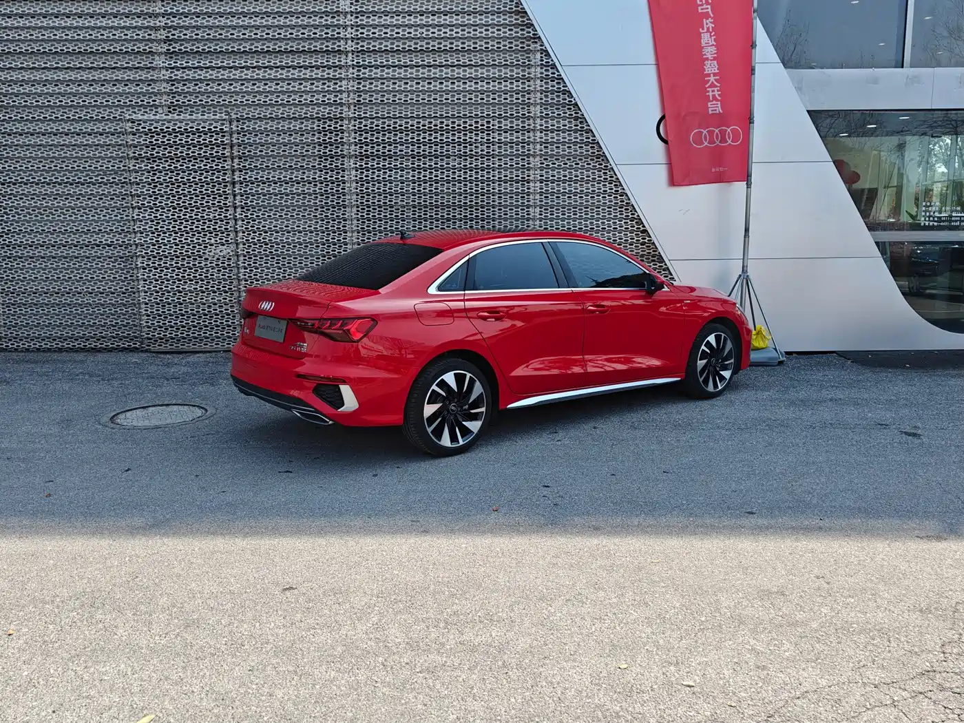 Audi A3 2024 Model A3L Limousine 35 TFSI Fashion Sport фото 4