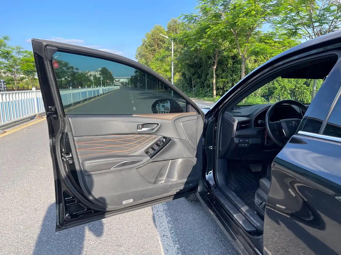 Toyota Avalon 2024 Model Hybrid 2.0L Premium Selection Edition фото 21