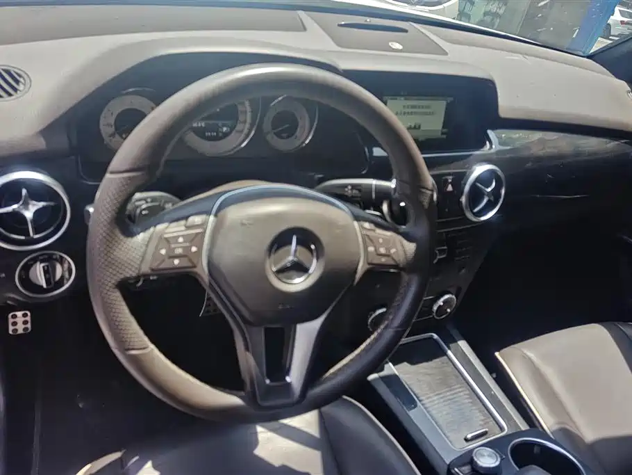 Mercedes-Benz GLK-Class 2013 Facelift GLK 300 4MATIC Fashion фото 12