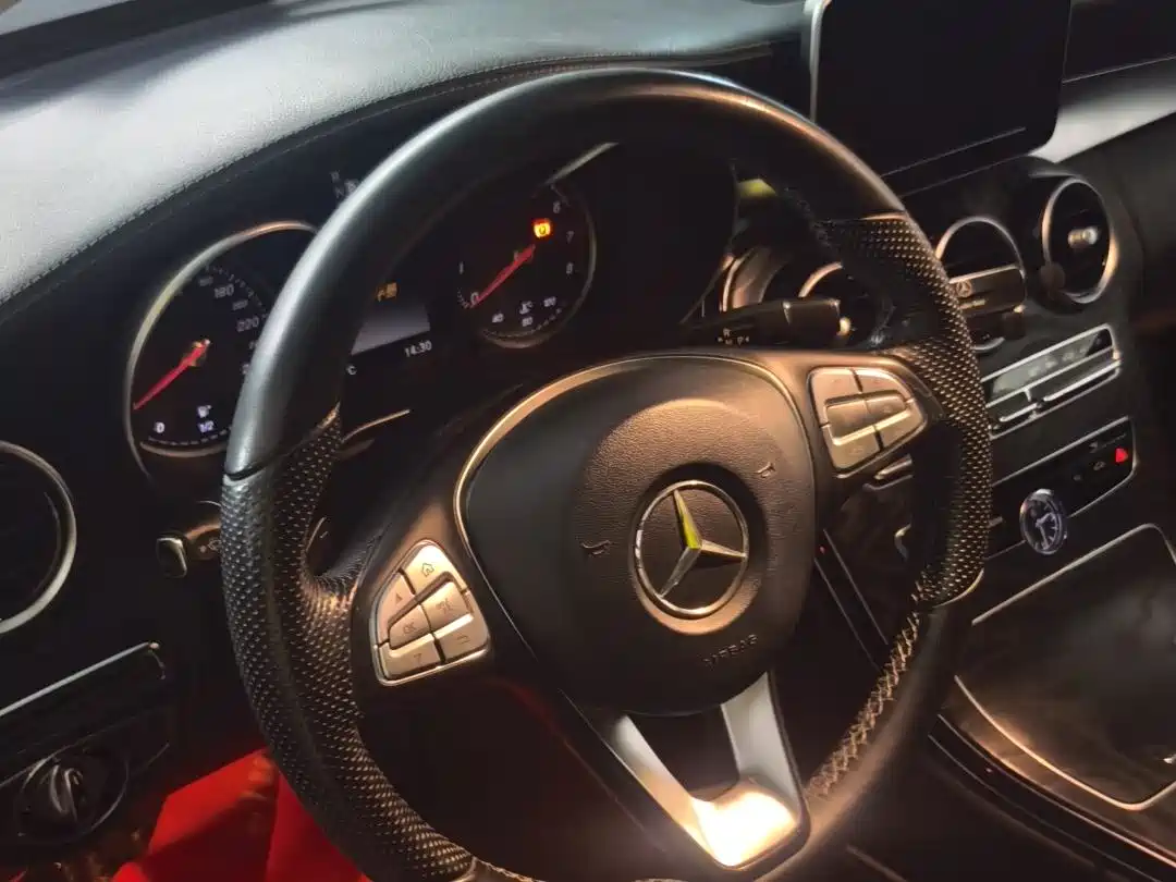 Mercedes-Benz C-Class 2015 Facelift C 200 L Sport фото 13