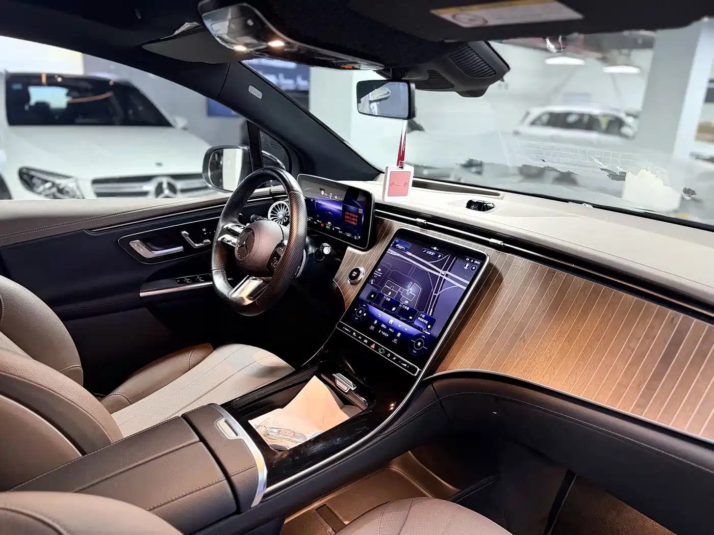 Mercedes-Benz EQE SUV 2025 2024 500 4MATIC Luxury Edition
