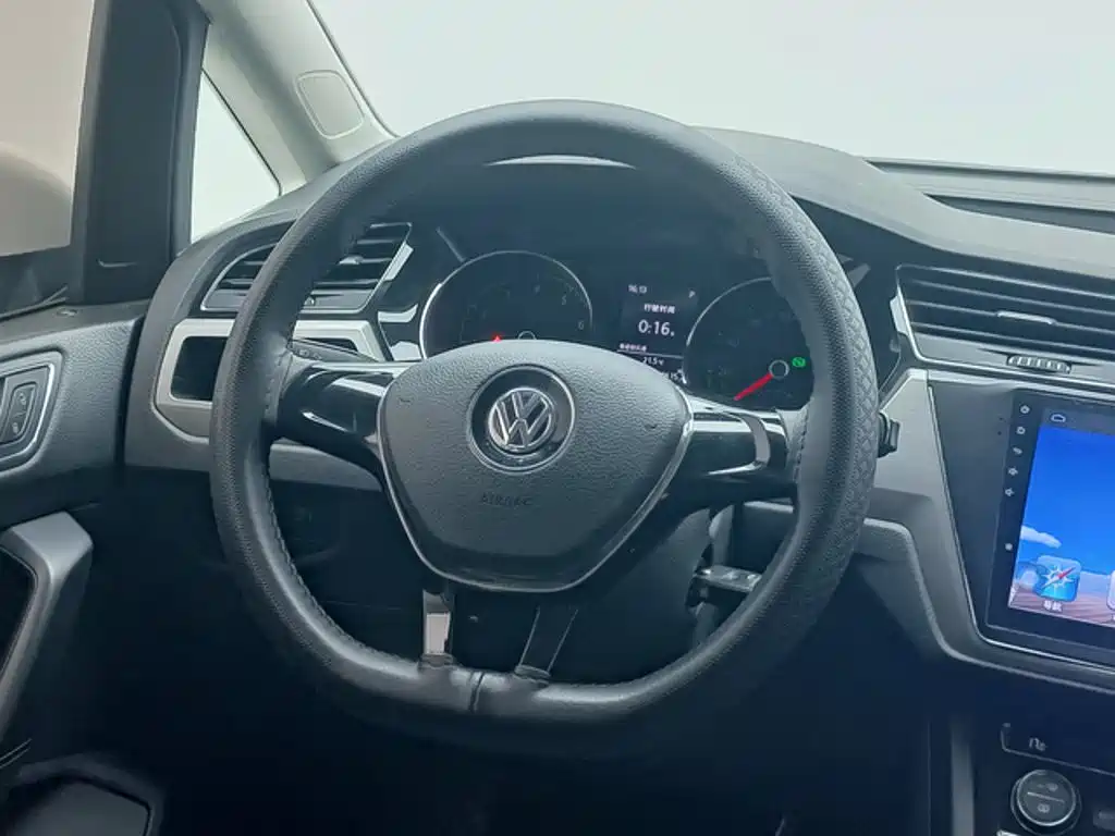 Volkswagen Touran 2016 2016 Touran L 280TSI DSG Comfortline