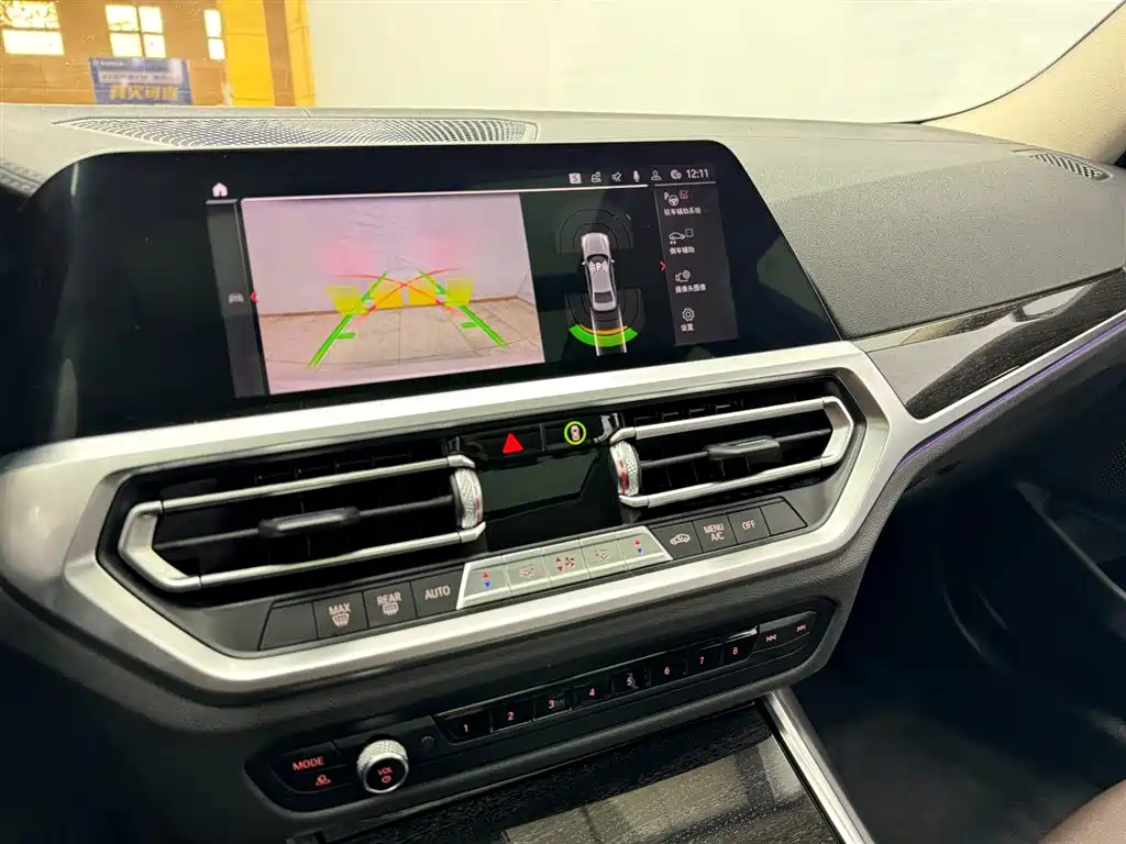 BMW 3 Series 2020 325Li M Sport Package фото 11