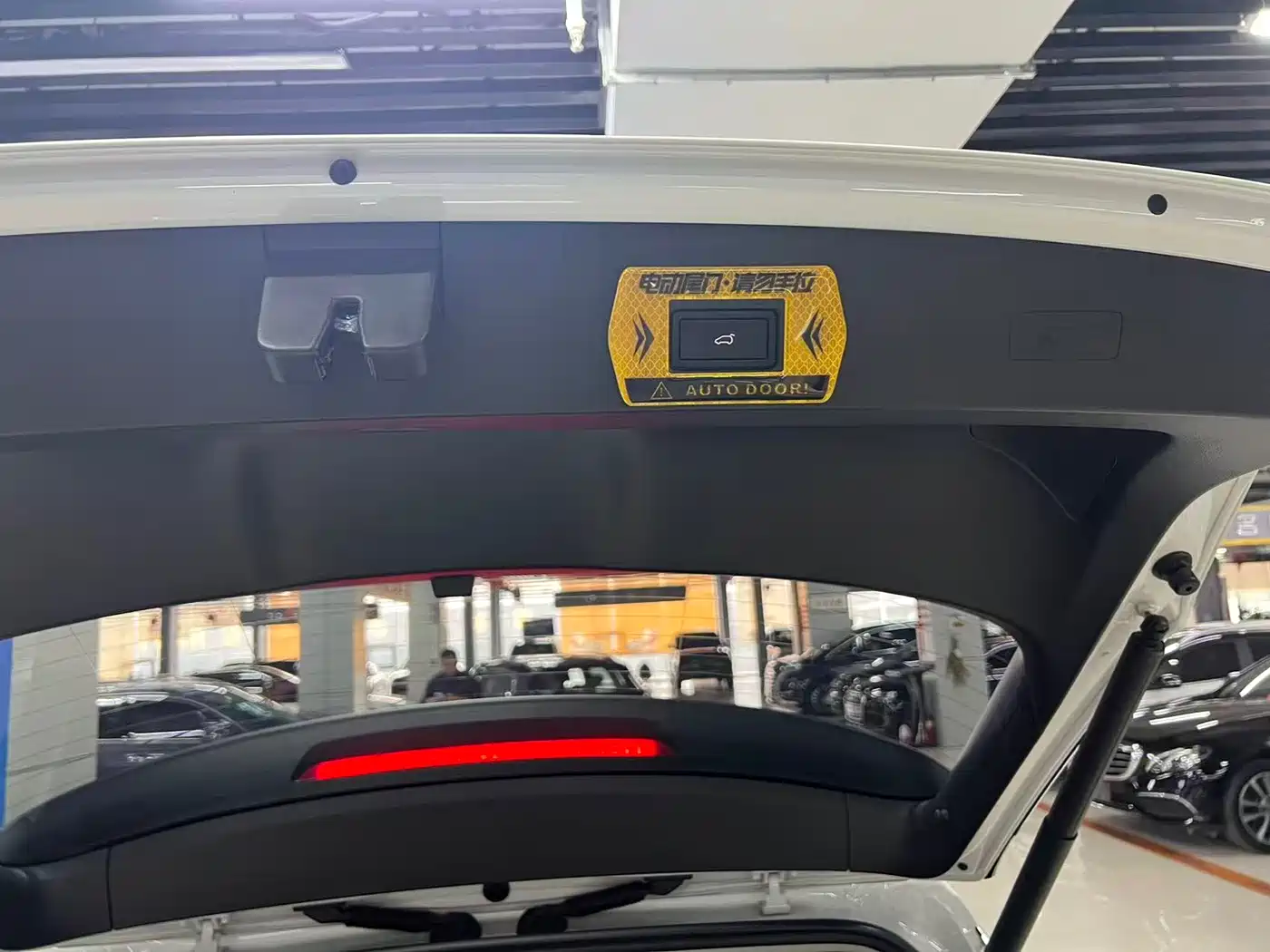 VOLKSWAGEN T ROC EXPLORING SONGS