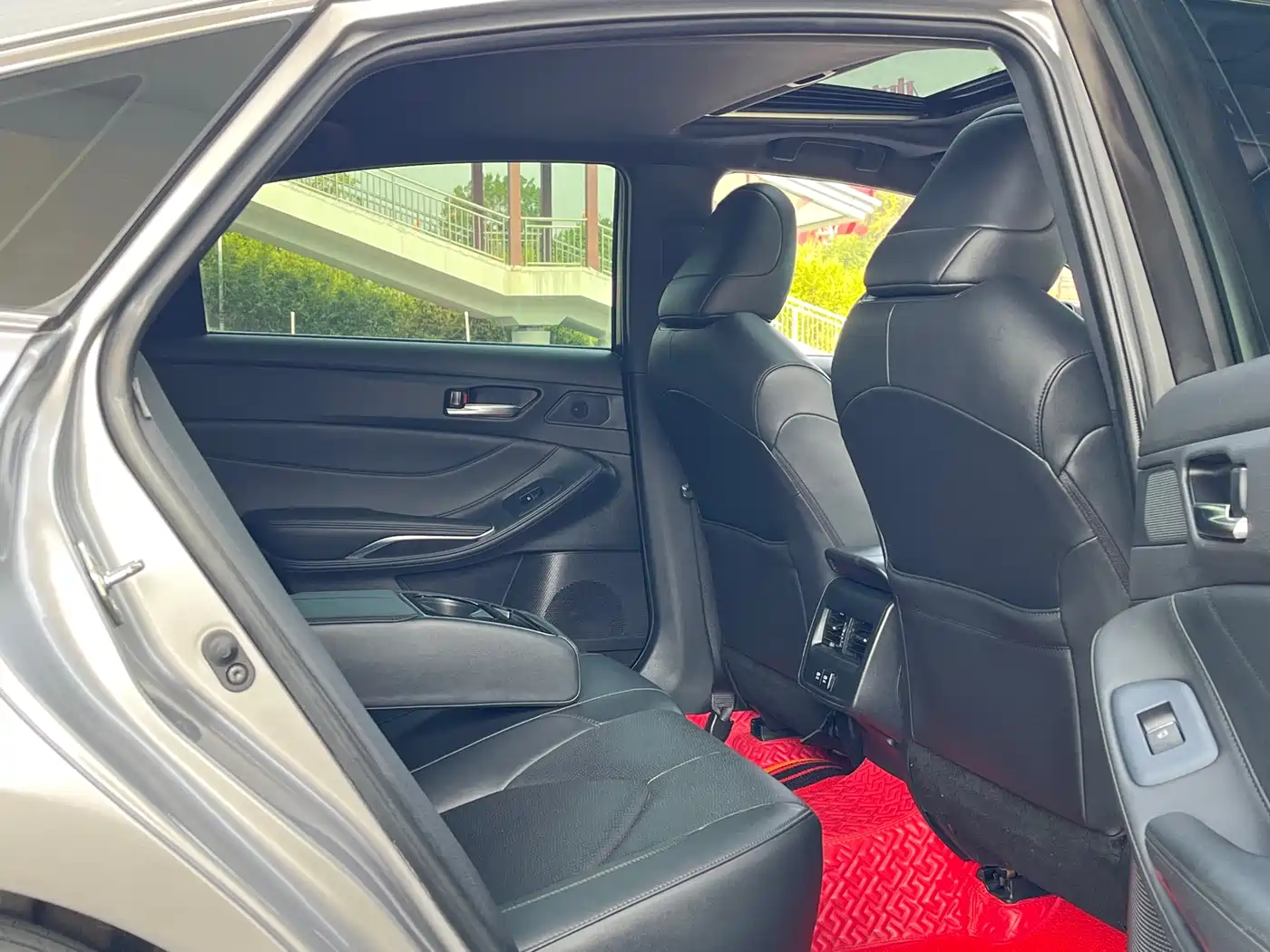 Toyota Avalon 2019 2.0L Luxury Edition (China VI) фото 13