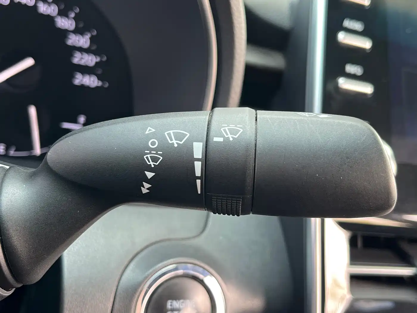 Toyota Avalon 2019 2.0L Luxury Edition (China VI) фото 29