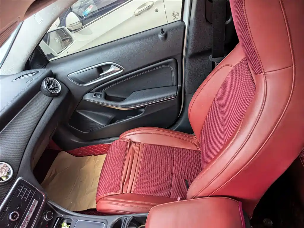Mercedes-Benz GLA 2019 GLA 200 Fashion фото 12