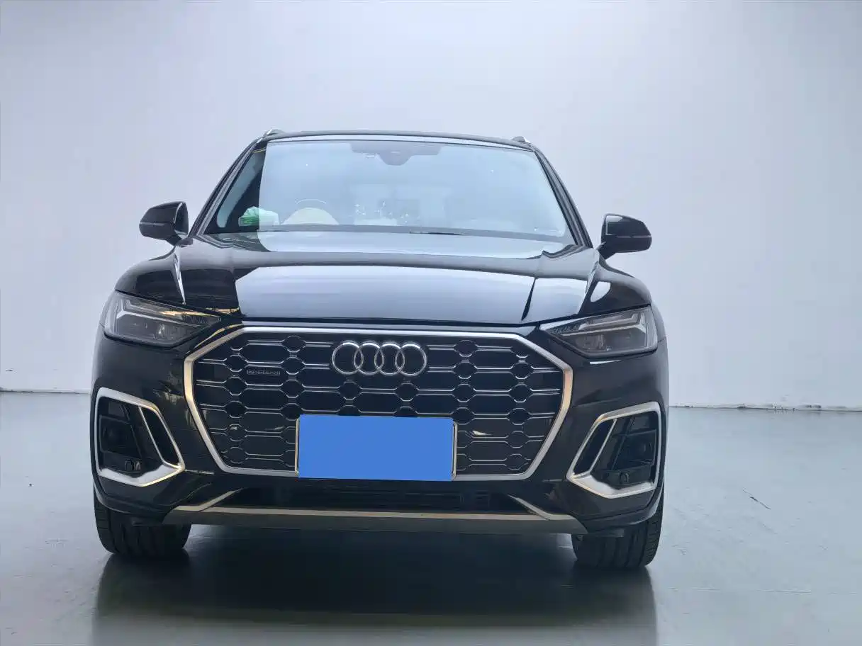 Audi Q5L 2022 45T Luxury Dynamic фото 2