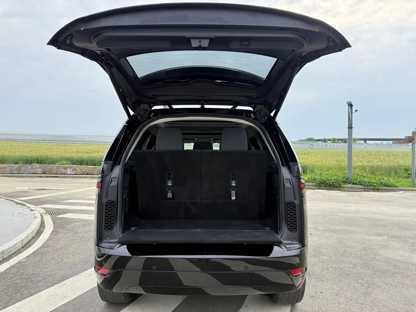 Land Rover Discovery 2021 360PS R-Dynamic SE фото 26