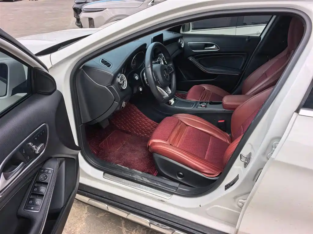 Mercedes-Benz GLA 2019 GLA 200 Fashion фото 9