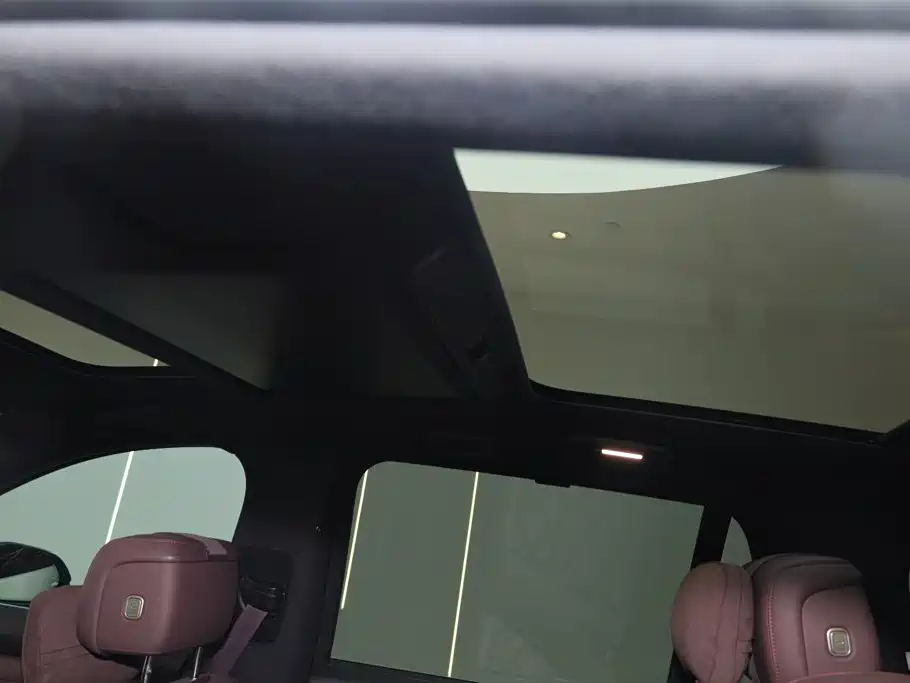 NIO ES8 2026 2025 Base Model 7-Seater
