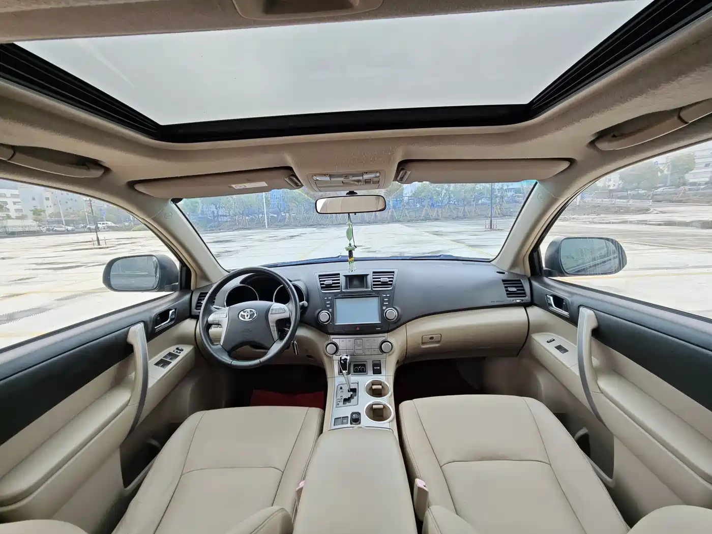 Toyota Highlander 2009 2.7L 2WD 7-seater Luxury Edition фото 9