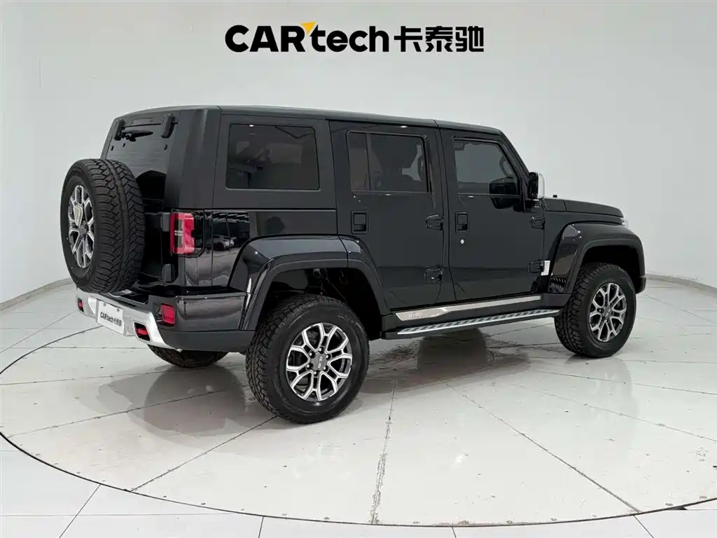 BAIC ORV Beijing Offroad BJ40 2024 2.0T Urban Hunter Glory Edition фото 11