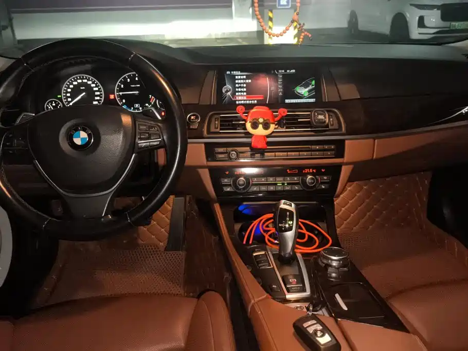 Photo 12 - BMW 5 Series