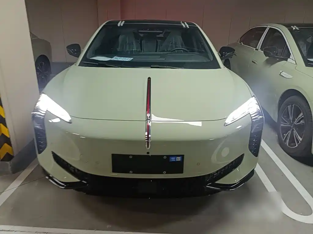 Hongqi EH7 2026 2025 690 Smart Selection Edition