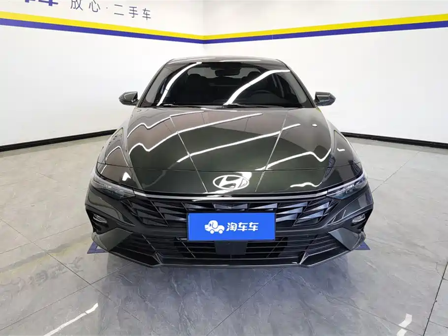 Hyundai Elantra 2023 1.5L CVT GLX Elite Edition фото 2
