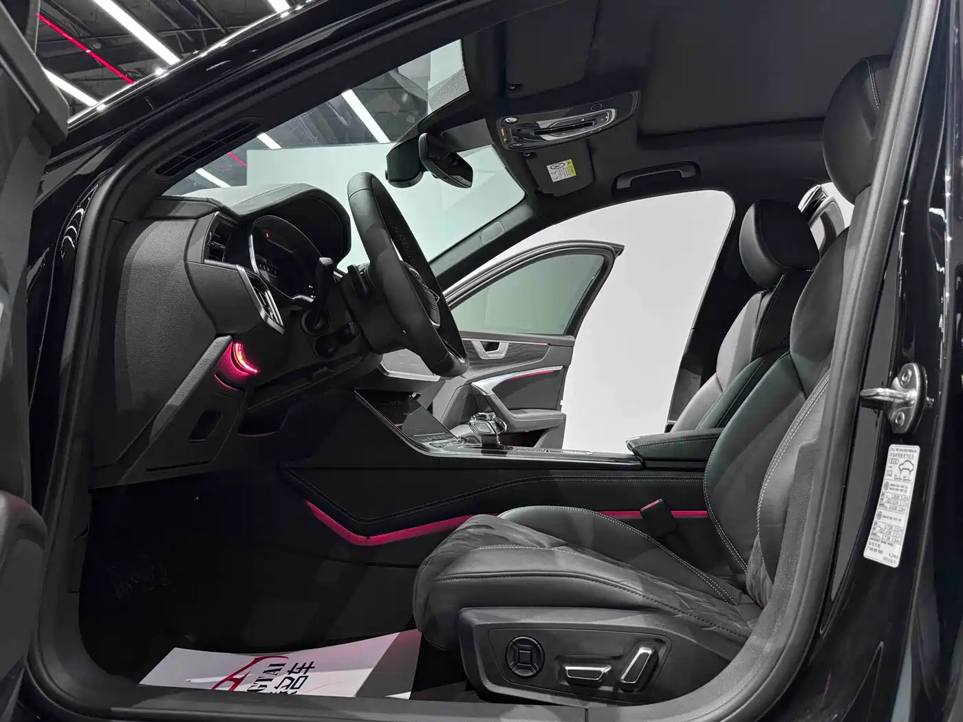 Audi A6L 2024 55 TFSI quattro Exclusive Dynamic фото 5