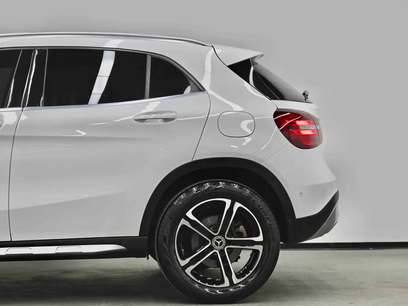 Mercedes-Benz GLA 2018 GLA 200 Fashion фото 22