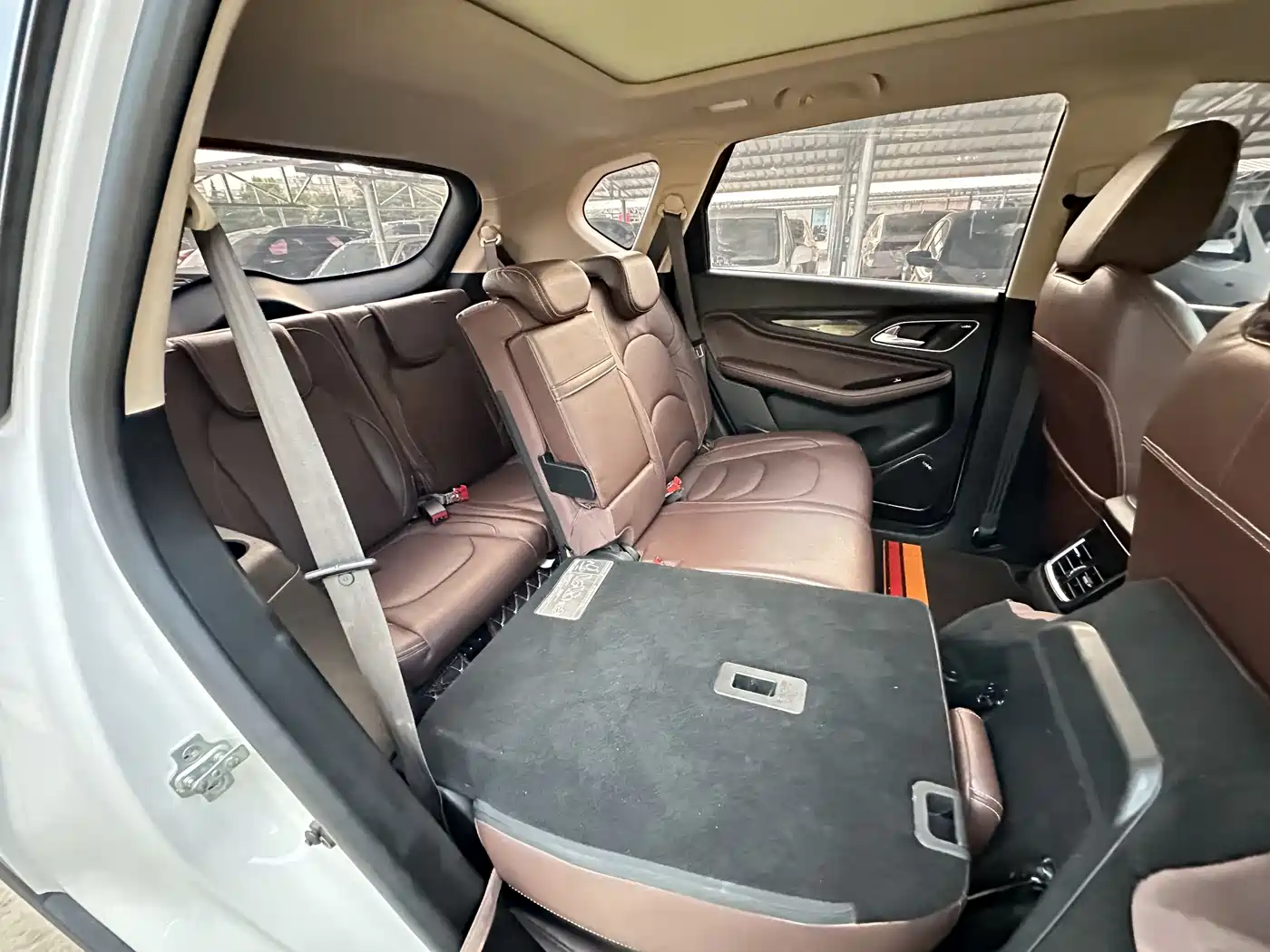 Baojun 560 2018 2017 1.5T DCT Flagship 7-seater
