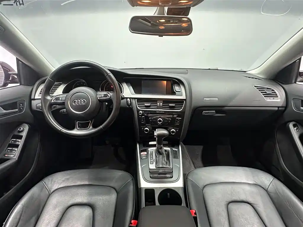Фото 6 - Audi A5 (Import)