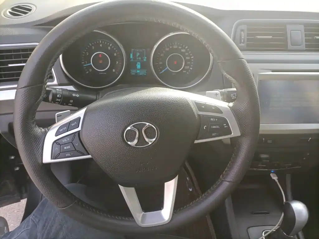 BAIC Senova X65 2016 2015 2.0T Automatic Elite