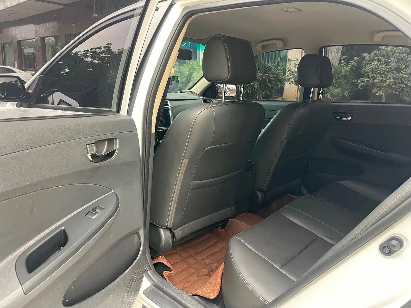 BYD F3 2020 1.5L Manual Premium Edition фото 7