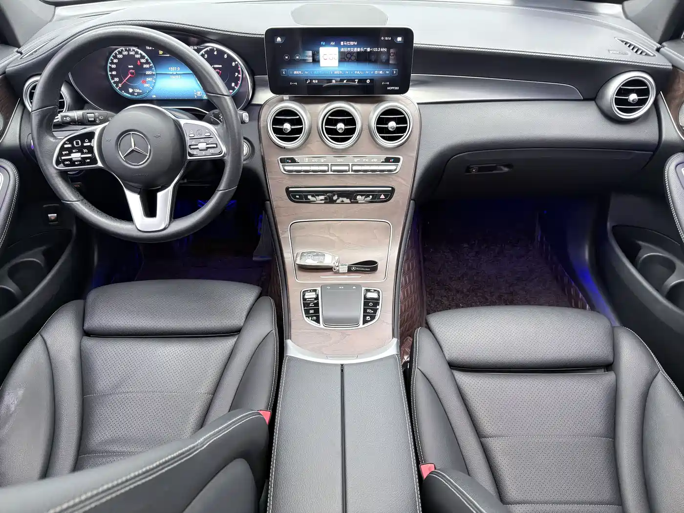 Mercedes-Benz GLC 2020 GLC 260 L 4MATIC Luxury фото 8