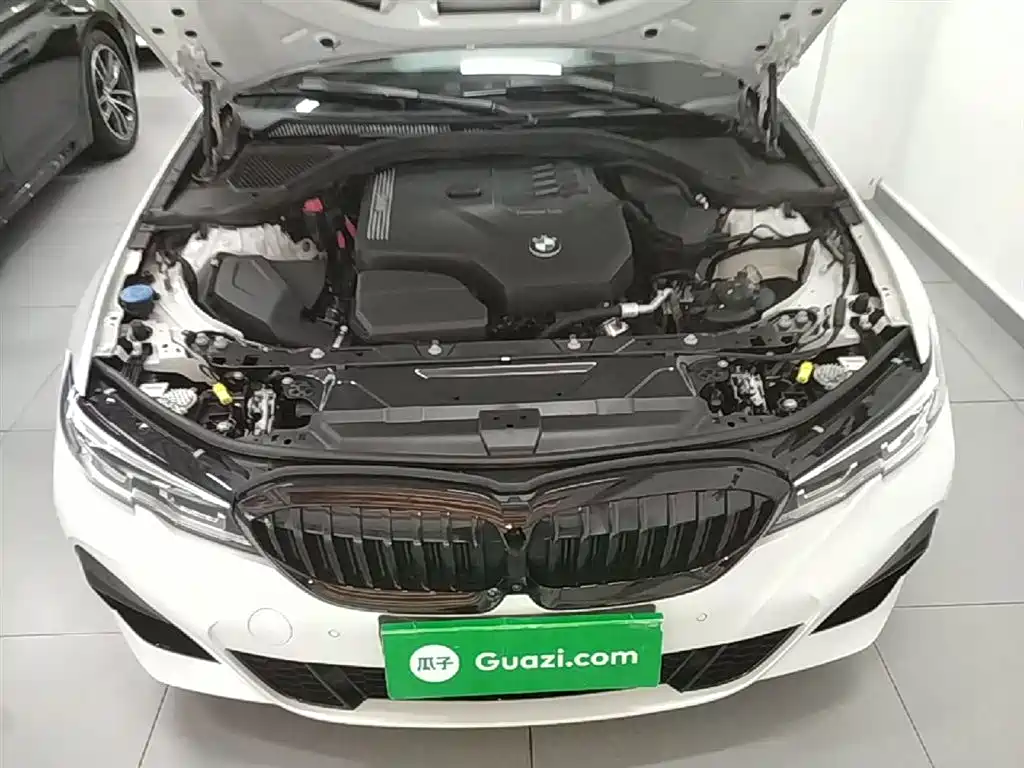 BMW 3 Series 2022 Facelift 325Li M Sport Shadow Edition фото 20