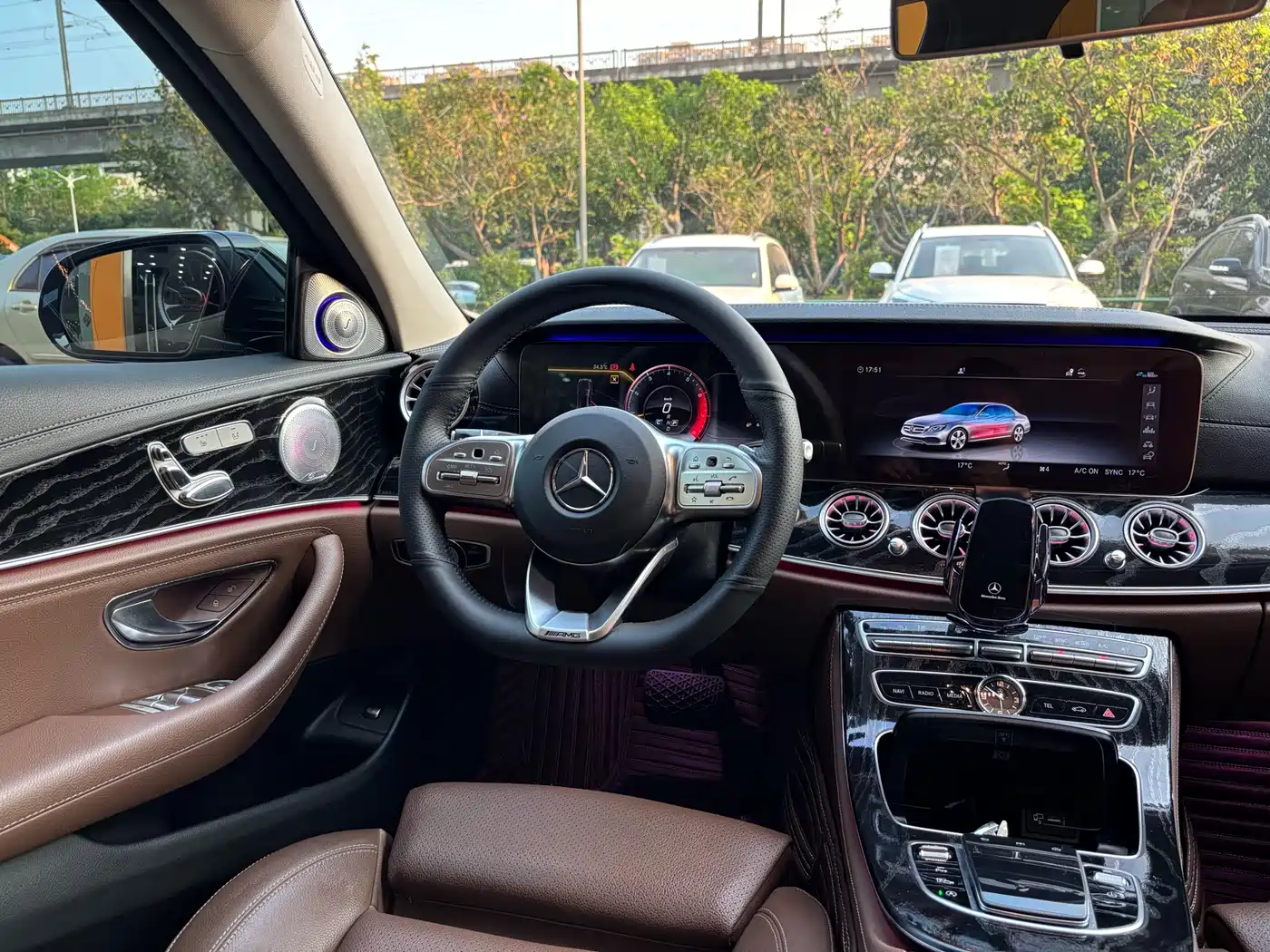 Mercedes-Benz E-Class 2019 E 200 L Sport 4MATIC фото 15