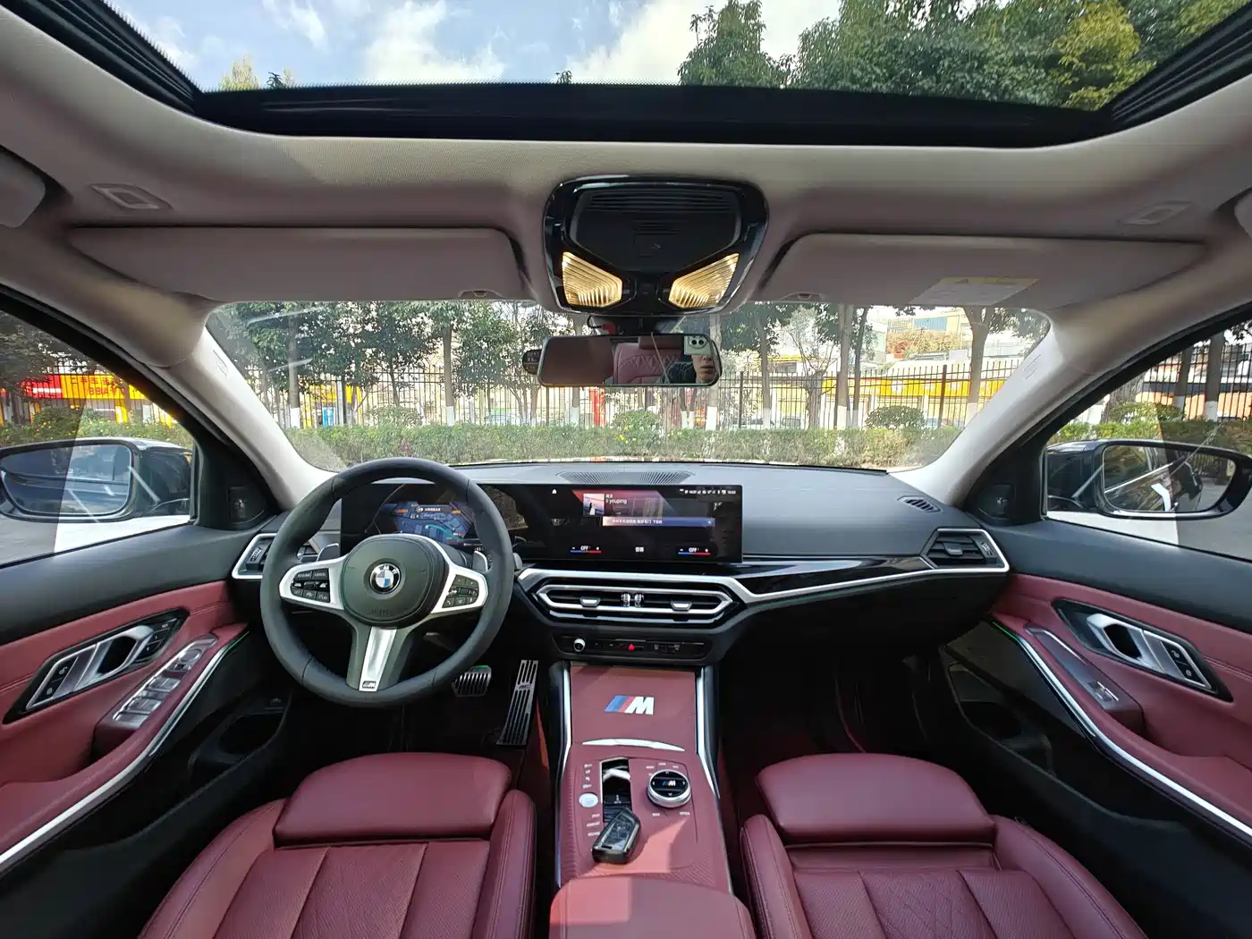 BMW 3 Series 2023 325Li M Sport Black Night Package фото 12