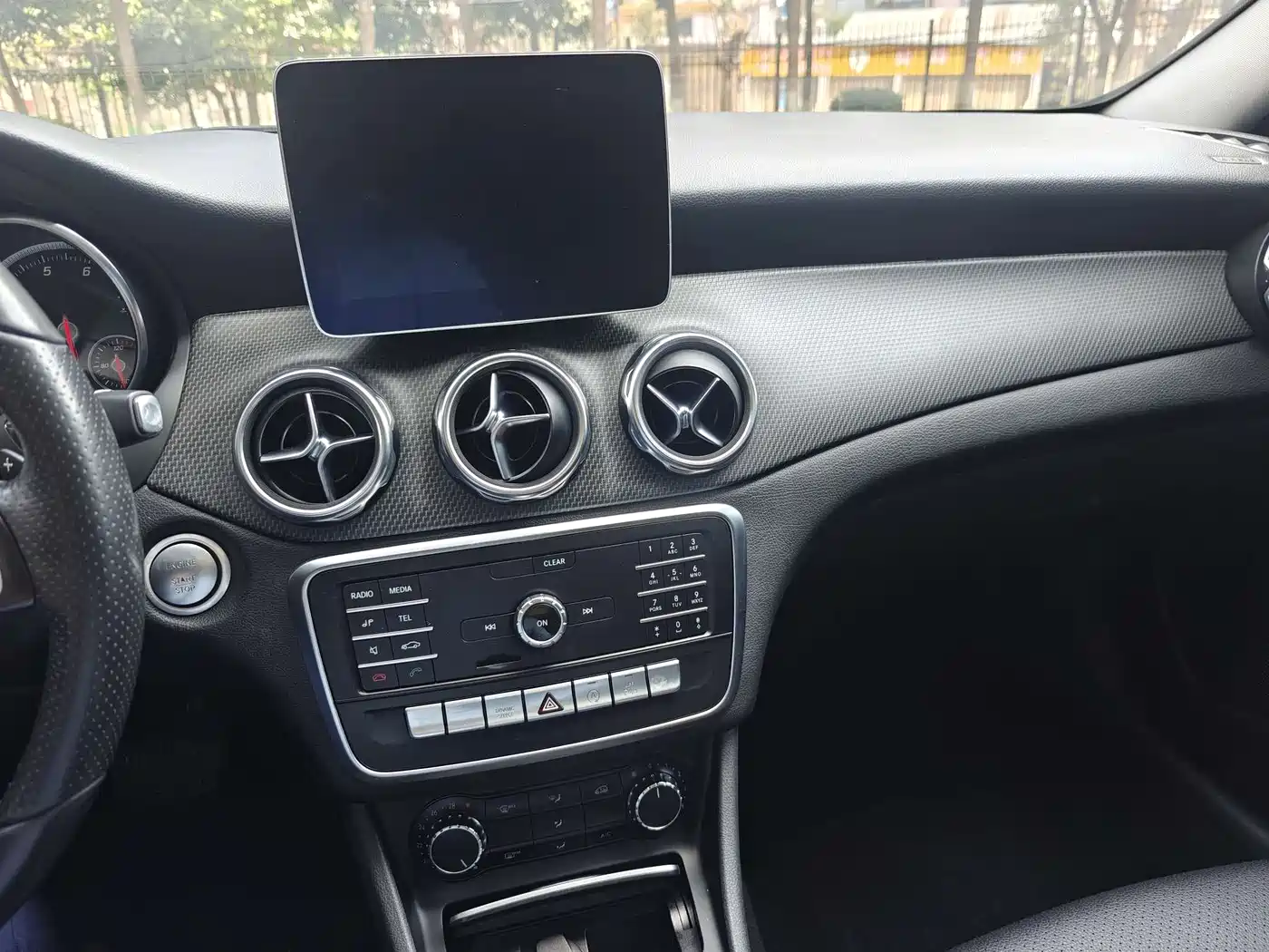 Mercedes-Benz GLA 2018 GLA 200 Dynamic фото 9