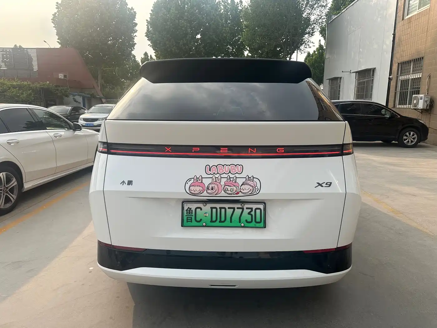 XPeng X9 2025 740 Ultra Long Range Max фото 6