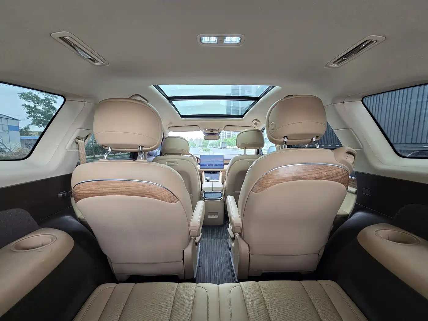 AITO Wenjie AITO M7 2024 1.5T Smart AWD Max 6-Seater фото 5