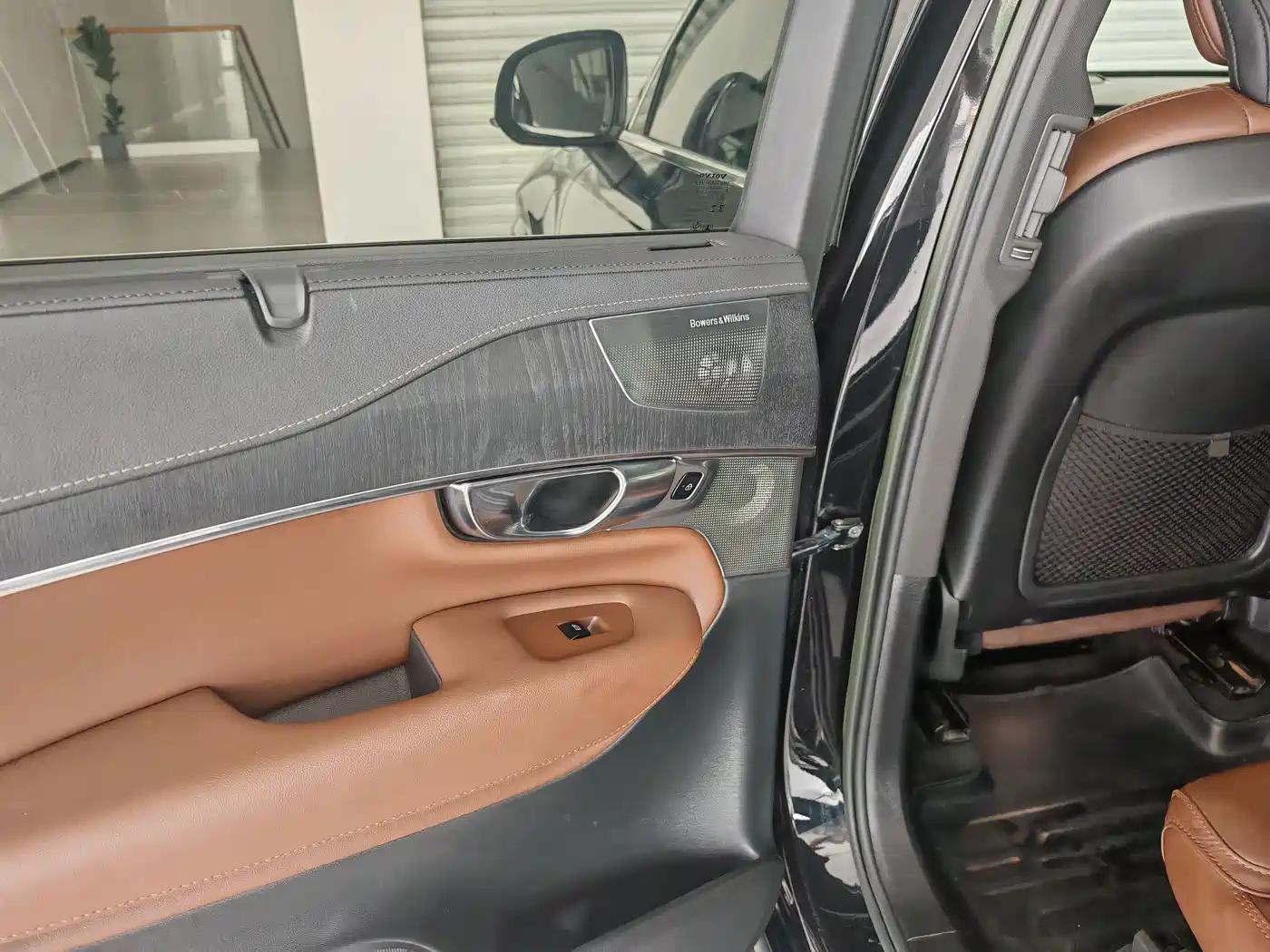Volvo XC90 Plug-in Hybrid 2023 2023 T8 RECHARGE Intelligent Premium Luxury Edition 7-seater