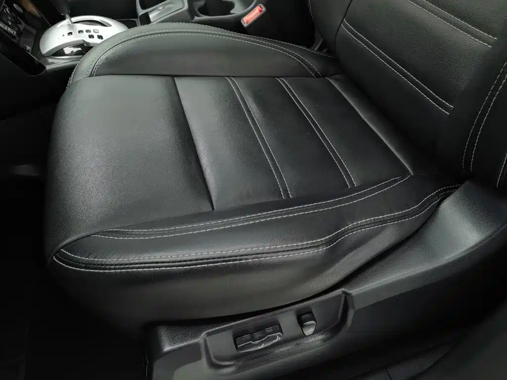 Renault Koleos (Import) 2014 2014 2.5L 4WD Comfort Edition