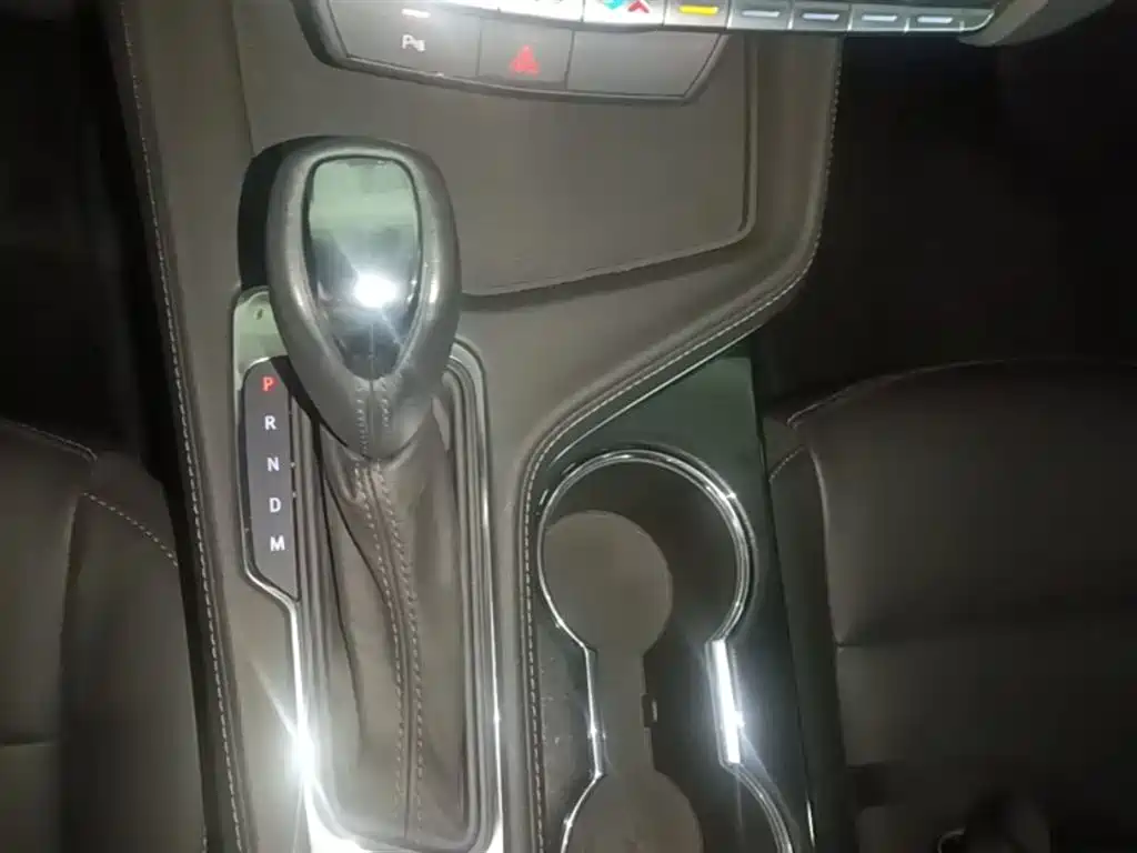 CADILLAC CT4