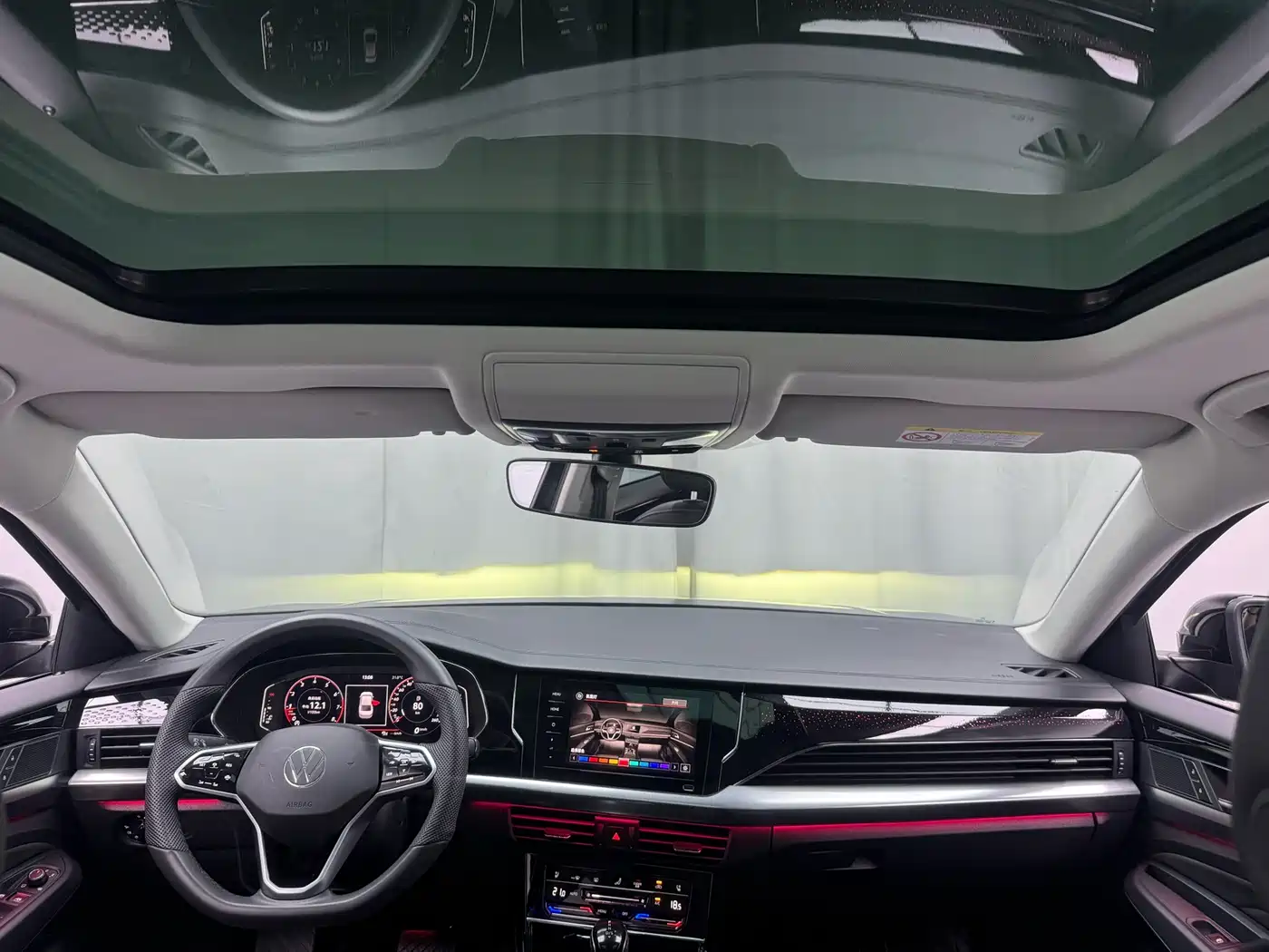 Volkswagen Passat 2024 330TSI Starlight Elite Edition фото 11