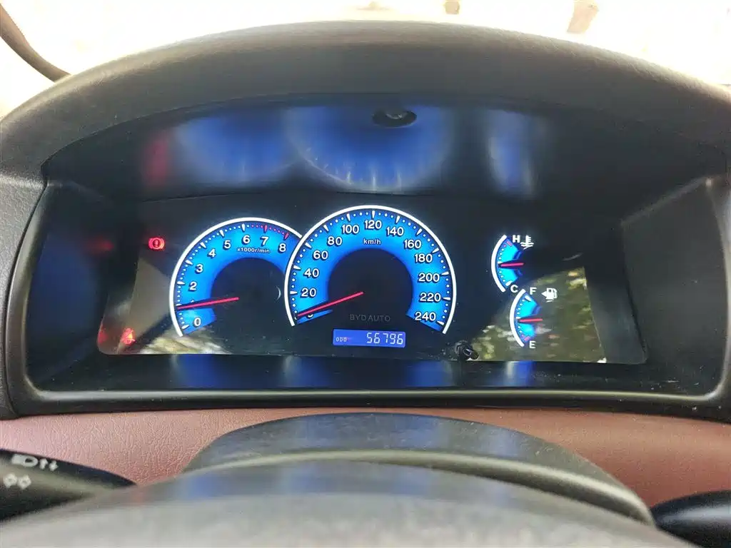 BYD F3 2012 Energy-saving Edition 1.5L Manual Comfort фото 8