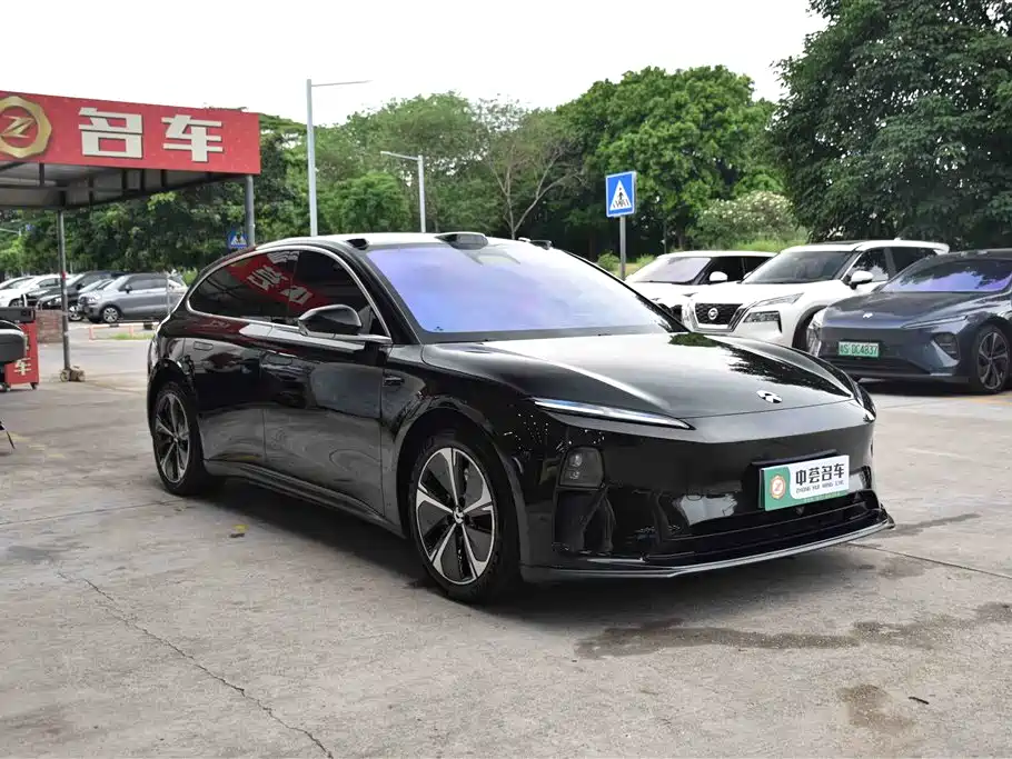 NIO NIO ET5T