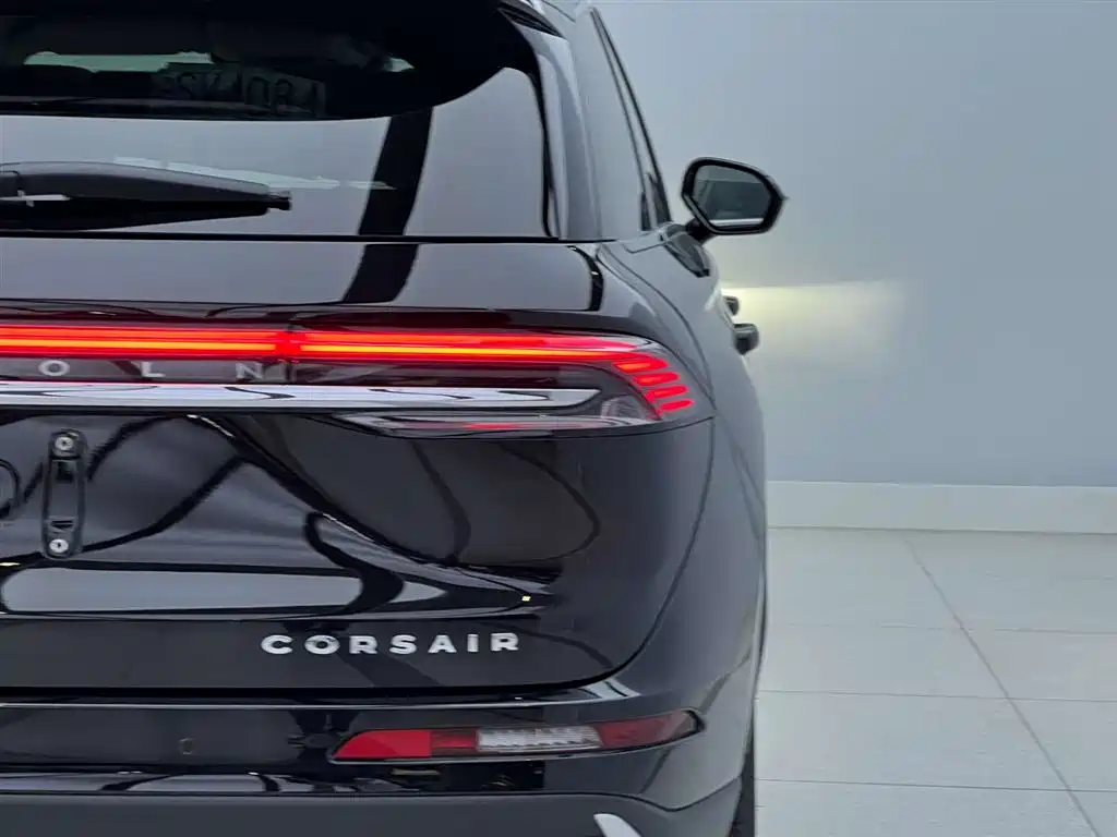 Lincoln Adventurer 2025 2024 2.0T FWD Exclusive Edition