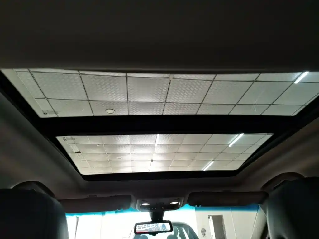 Photo 18 - Cadillac XTS