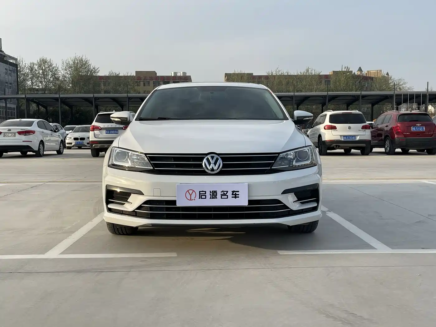 Volkswagen Sagitar 2018 280TSI DSG Spark Edition фото 2