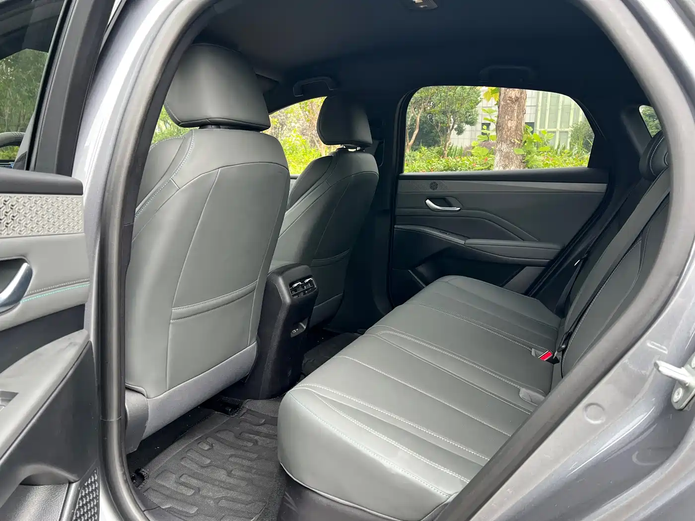 BYD Qin PLUS 2026 2026 DM-i Smart Edition 128KM Progressive