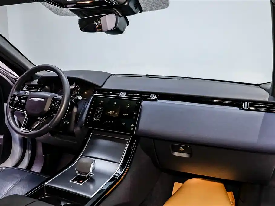 Land Rover Range Rover Velar 2024 Dynamic SE фото 13