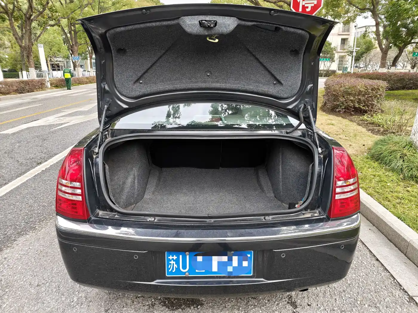 Chrysler 300C 2009 2006 Model 2.7L Luxury Edition