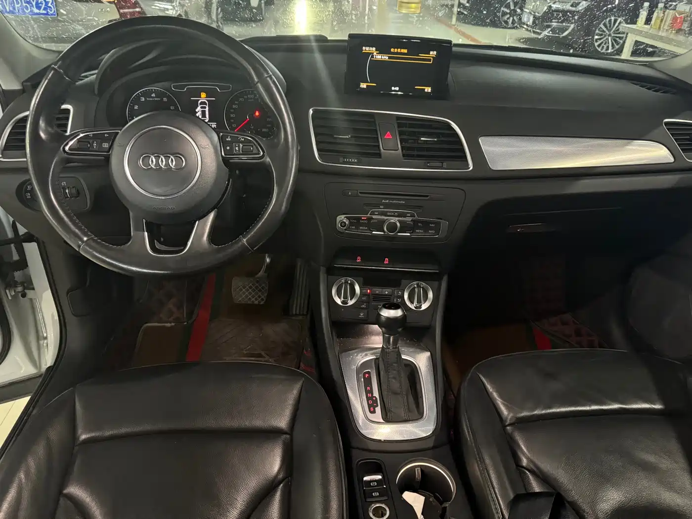 Audi Q3 2015 30 TFSI Comfort фото 6