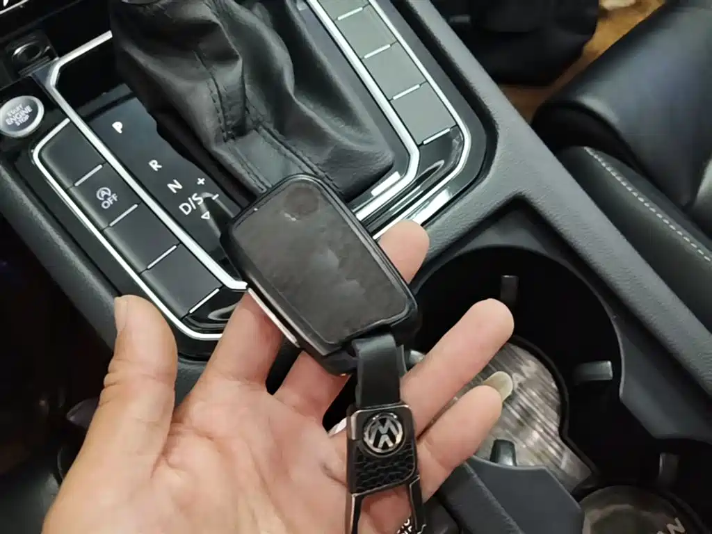 Volkswagen Magotan 2020 330TSI DSG Leading фото 9
