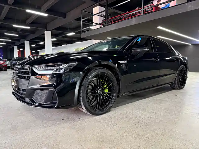 Audi A7L 2022 45 TFSI S-line Dream Builder Edition